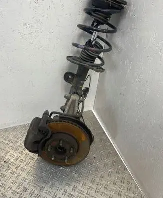 Toyota Prius (XW20) Front wheel hub spindle knuckle