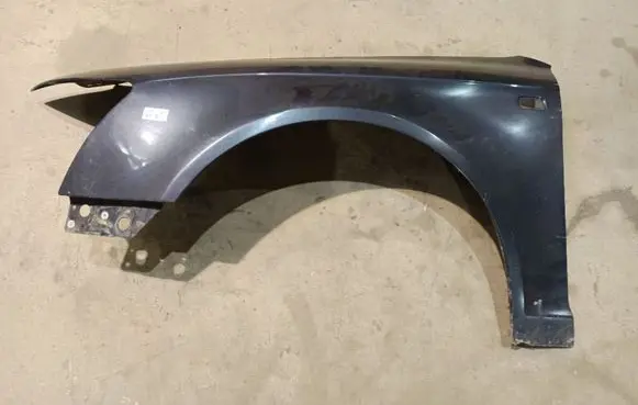 Audi A6 S6 C6 4F Fender