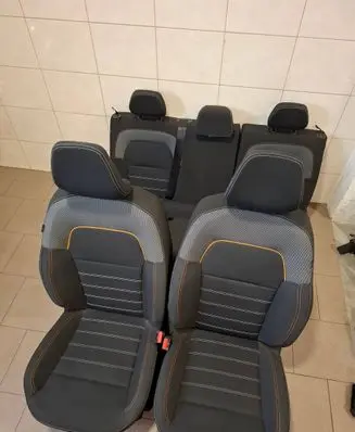 Dacia Sandero III Seat set 