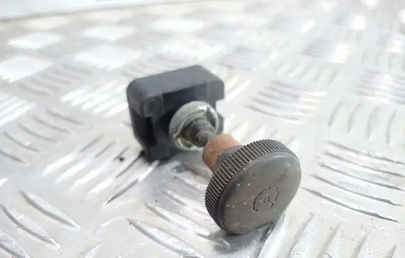 Ford Granada Sensor 77FB13K752AC