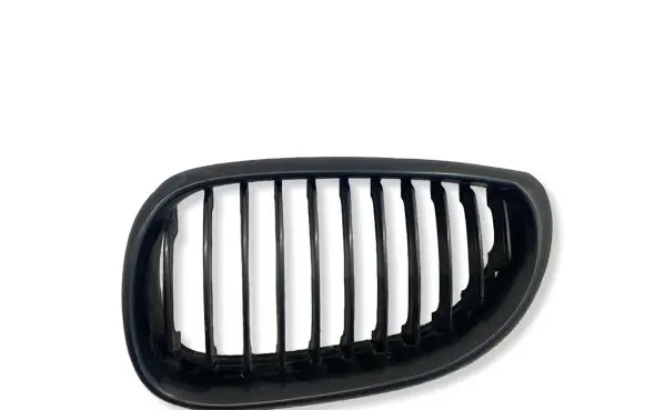 BMW 5 E60 E61 Front bumper upper radiator grill 
