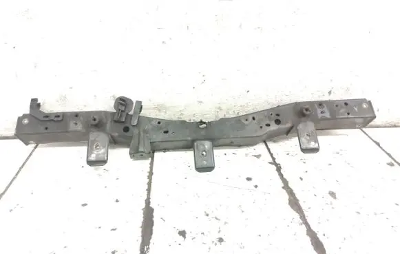 Toyota Auris 150 Top upper radiator support slam panel 82985
