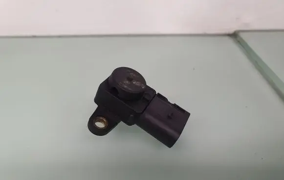 BMW 5 E60 E61 Air pressure sensor 7542623 13627542623 13628657300