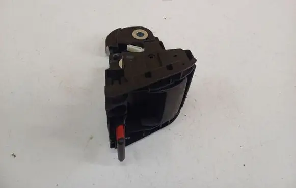 Opel Insignia A Seat back rest lock catch 150111