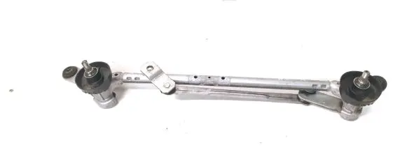 Nissan X-Trail T32 Front wiper linkage 
