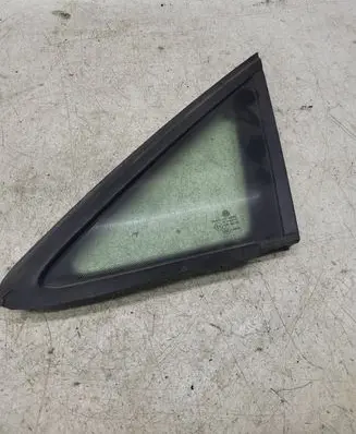 Volkswagen Touran I Front door vent window glass four-door 