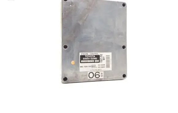 Toyota Yaris Engine control unit/module 8966152060 2110007210 1SZFE