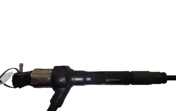 Mazda 6 Fuel injector R2AA13H50