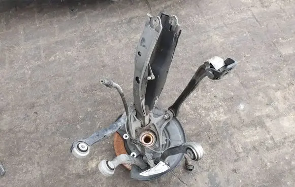 Mercedes-Benz SL R230 Rear wheel hub spindle/knuckle R2303520205
