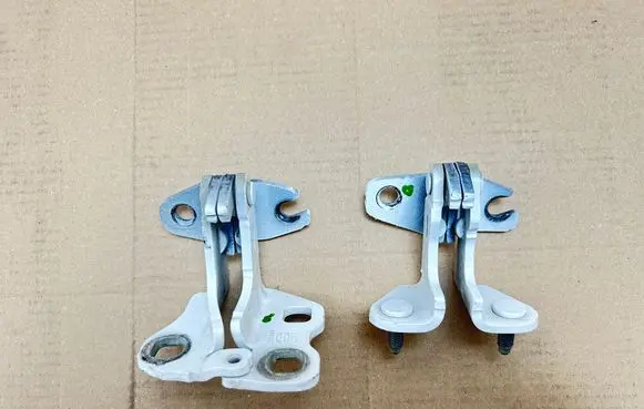 Front door hinge set