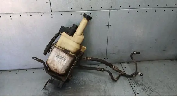 Opel Astra G Power steering pump 9191970