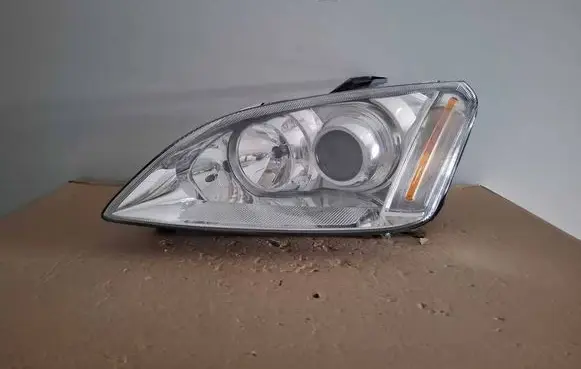 Ford Focus C-MAX Headlight/headlamp 3M5113101 1EL27060031 3M5113101EC