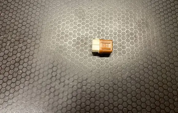 Nissan X-Trail T30 Other relay 79963 50104B
