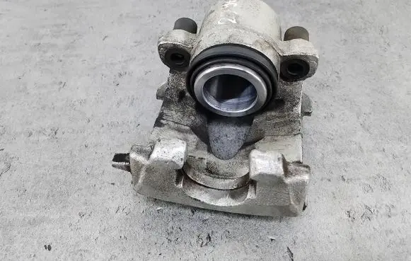 Volkswagen Bora Front brake caliper 23TA0010