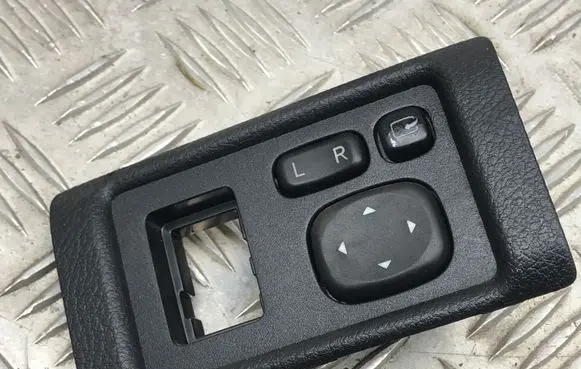 Lexus CT 200H Wing mirror switch 5544676040