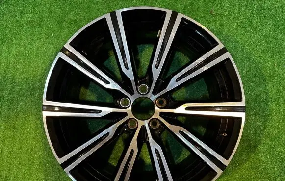 R19 alloy rim