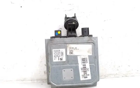 Ford Focus Voltage converter inverter LX7A14B227AK