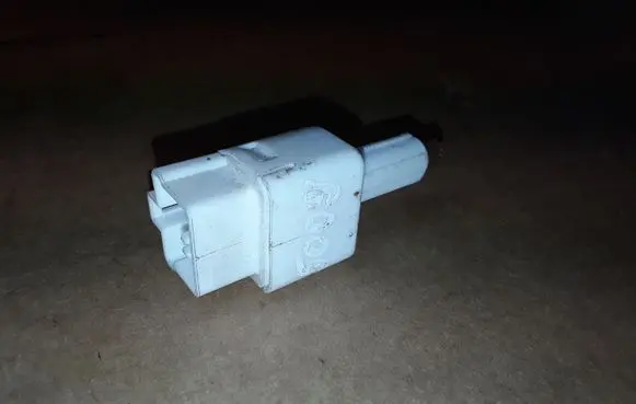 Fiat Sedici Reversing light switch sensor NOCODE