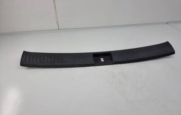 KIA Sorento Trunk/boot sill cover protection 85770C5000