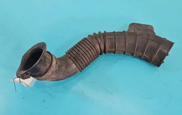 Intercooler hose/pipe