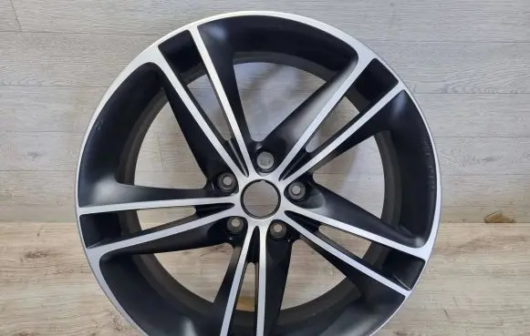 Nissan Qashqai R19 alloy rim KE4094C400
