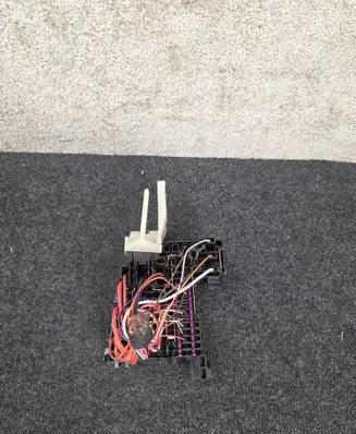 Skoda Octavia Mk4 Fuse module 5WA937615