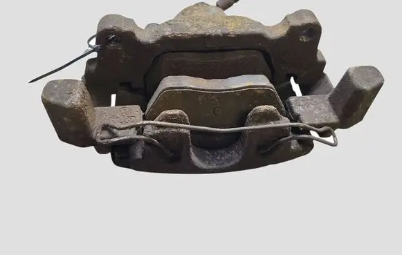 Volkswagen Golf V Front brake caliper