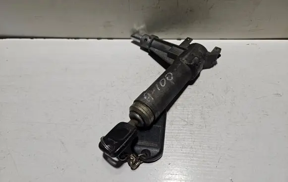 Audi 100 200 5000 C3 Ignition lock 443905851B