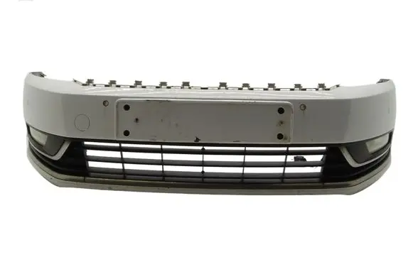 Volkswagen PASSAT B7 Front bumper 3AA805903 3AA971095R 3AA807155