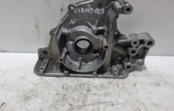 Volkswagen Polo IV 9N3 Oil pump 04E115105N