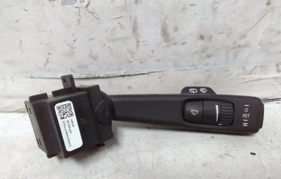 Volvo V70 Wiper control stalk 30798465