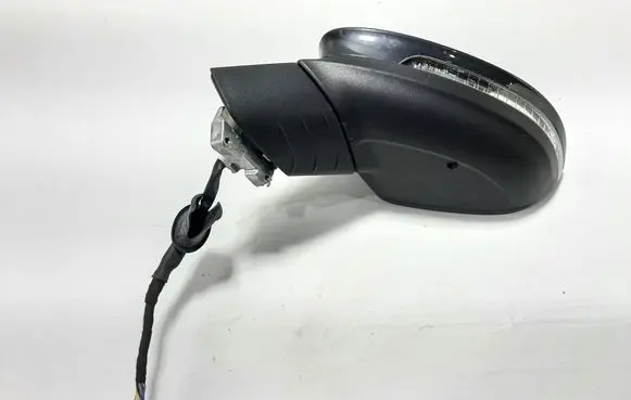 Cupra Born Front door electric wing mirror