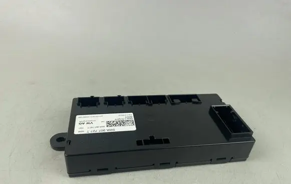 Volkswagen Golf VIII Other control units/modules 5WA907727T