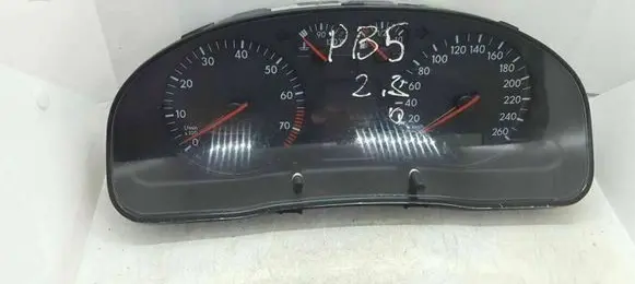 Volkswagen PASSAT B5 Speedometer (instrument cluster) 3B0919881F