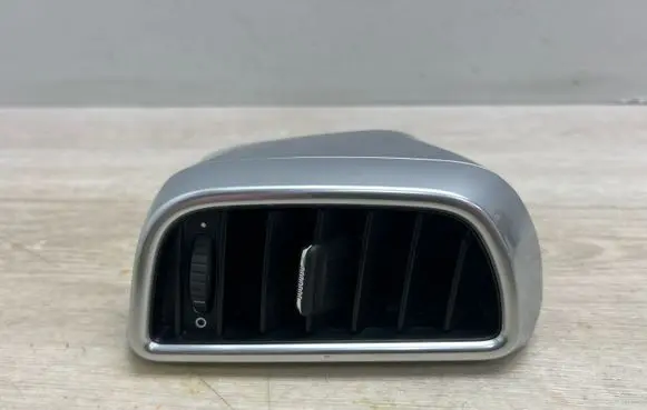 Porsche Cayenne (92A) Rear air vent grill 7P5819203B 4598003001 958819203