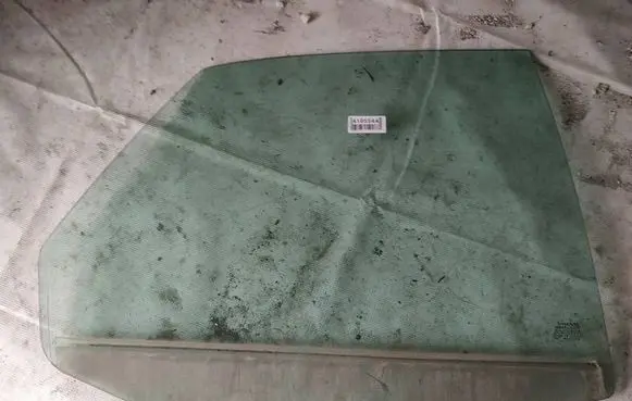 Volvo S40, V40 Rear door window glass as2