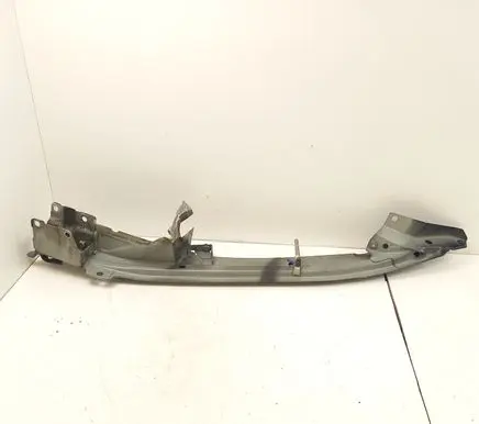 Porsche Cayenne (9PA) Fender mounting bracket 7L5805175