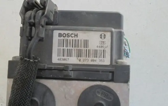 Citroen Xsara Picasso ABS Pump 9633666580