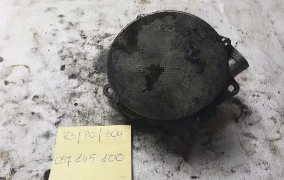 Volkswagen PASSAT B7 Vacuum pump 03L145100