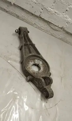 Maserati Levante Rear upper control arm/wishbone 670106335