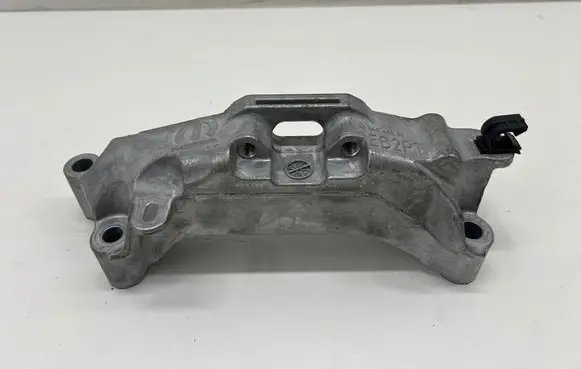 Fiat 600 Engine mounting bracket 9854066580