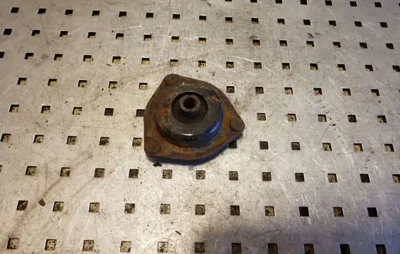Nissan Almera N16 Front shock absorber mounting bracket 