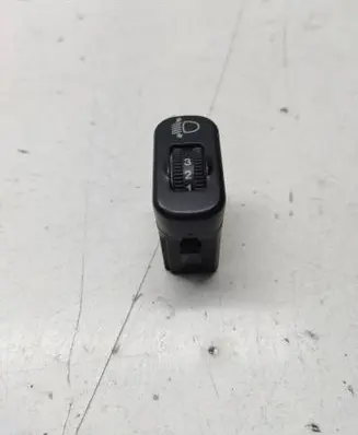 Mercedes-Benz Sprinter W906 Headlight level height control switch A9065440131 32200105