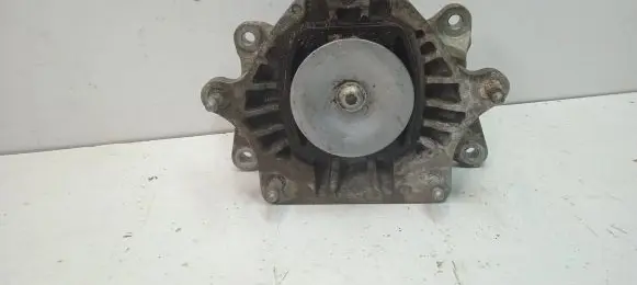 Mercedes-Benz GLC X253 C253 Gearbox mount A2052402500