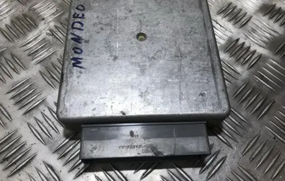 Ford Mondeo MK II Engine control unit/module xs7f12a650ra xs7f-12a650-ra