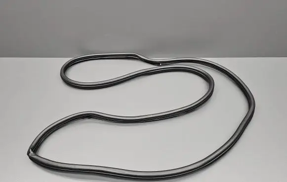 KIA Venga Front door rubber seal