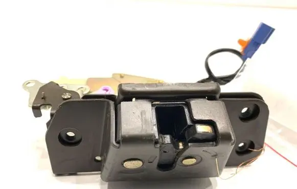 Honda Civic Tailgate exterior lock 