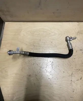 Mercedes-Benz ML W164 Air conditioning (A/C) pipe/hose A1668302501