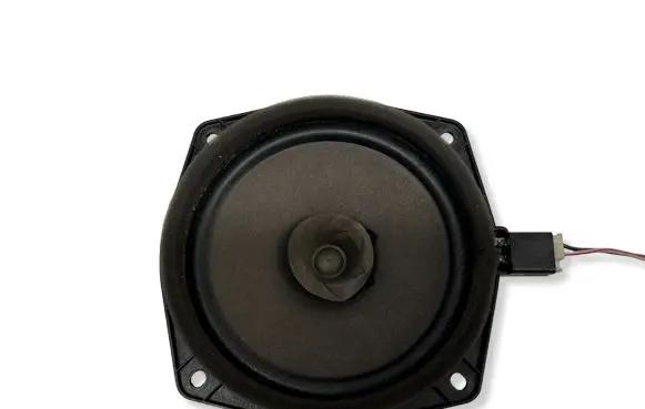 Mitsubishi Pajero Front door speaker MR301667