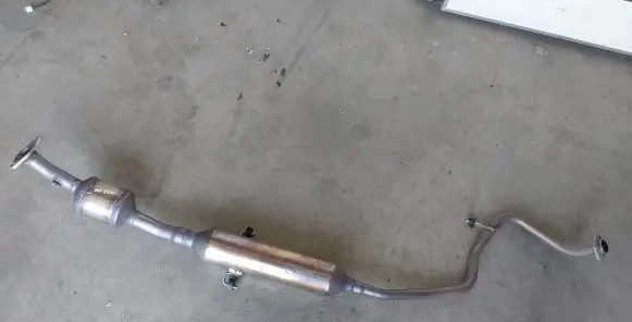 Toyota Yaris XP210 Catalyst/FAP/DPF particulate filter 